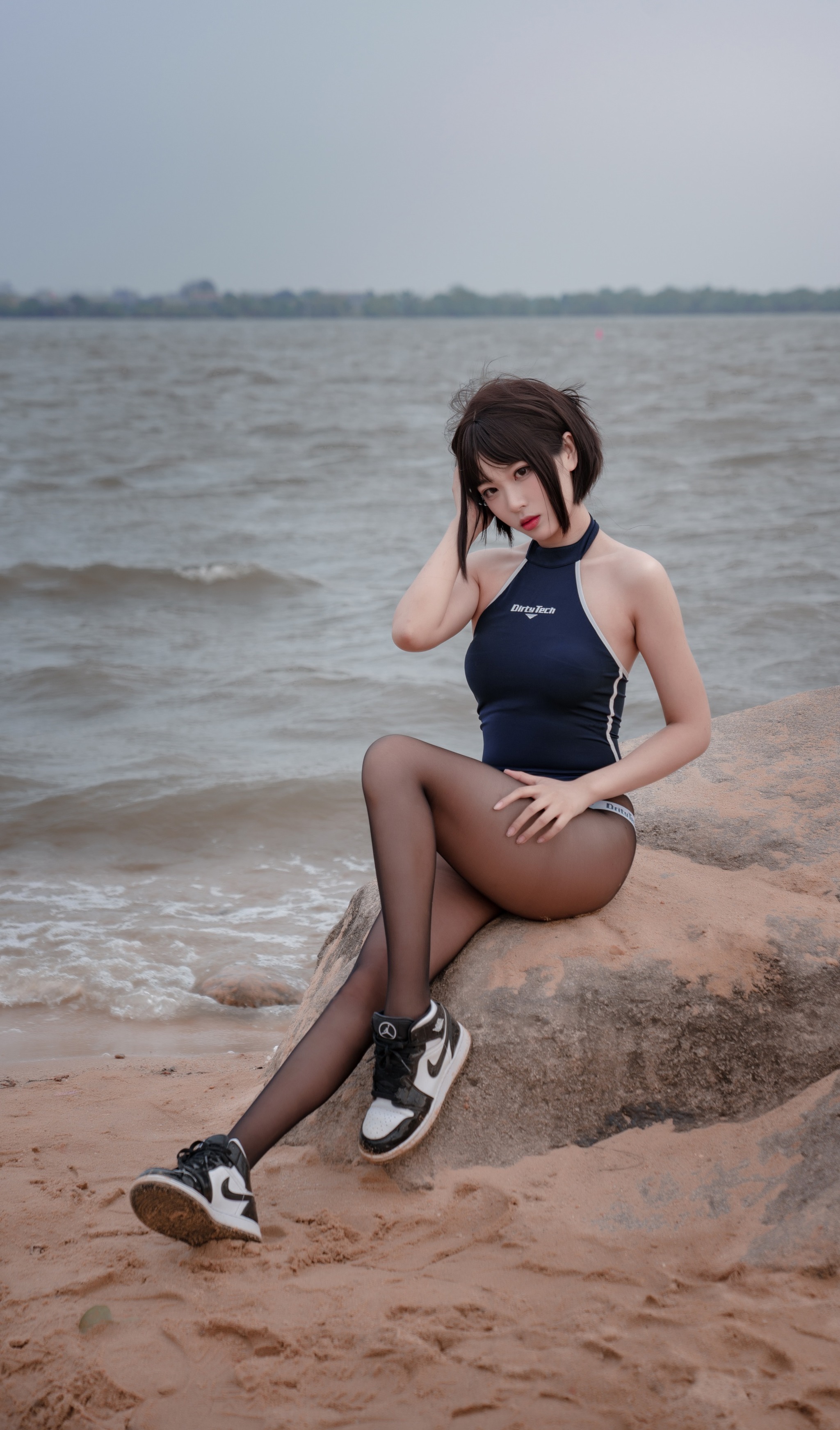 图片[1]-轩萧学姐 – NO.017 沙滩竞泳 [45P]-XikXak